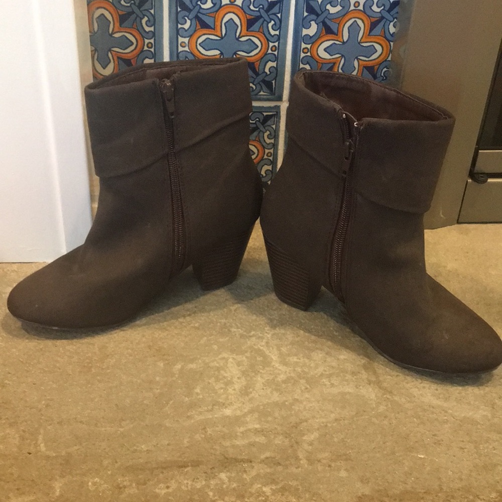 Brown Booties - Picture 3 of 4